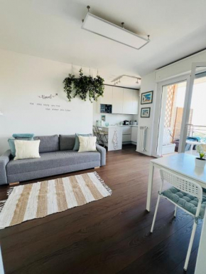 Sky penthouse with a Sea View at Rome FCO Airport